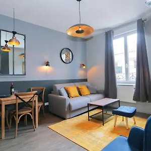 L'eléphant, T2 Hypercentre Chic Et Cosy, Wifi Par Sovalfi Saint-Etienne (Loire)